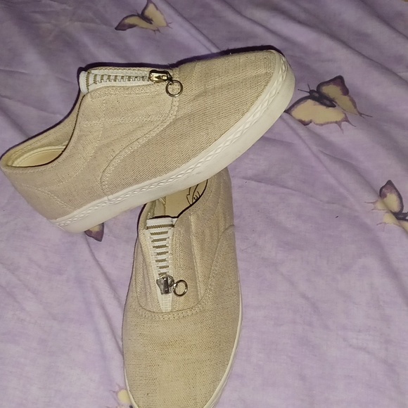 Aerosoles canvas slip-on like new - Picture 8 of 8
